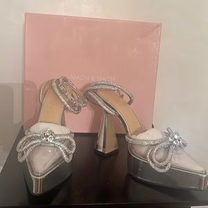 Mach & Mach Double Bow Platform Pump in Clear